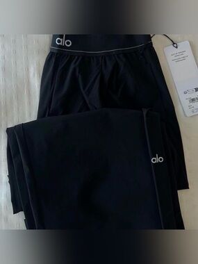 ALO Yoga Black Performance Joggers